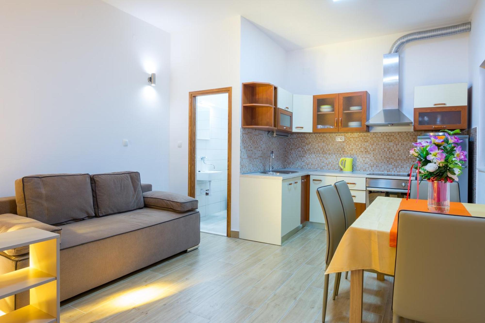 Apartments By The Sea Kastel Stari, Kastela - 15894 Cameră foto